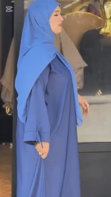 DIVERS VETEMENTS POUR FEMMES